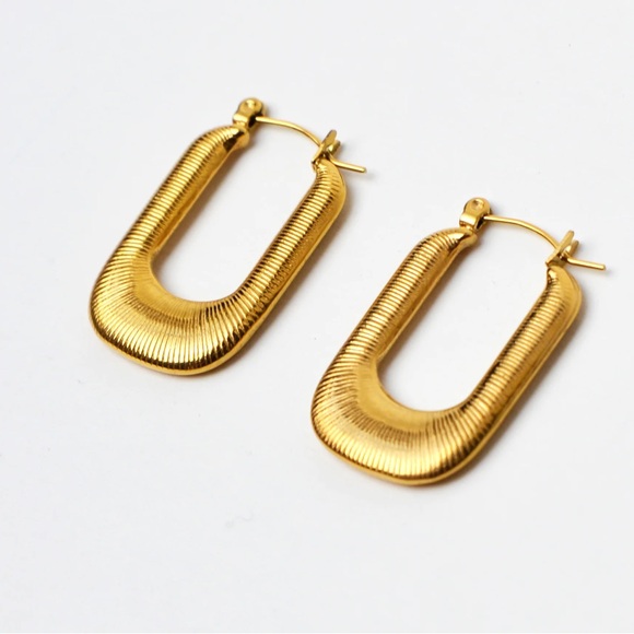 18K Gold Plated Large Hoop Earrings*Rectangular Hoops*Gold Waterproof Jewelry - Picture 3 of 8